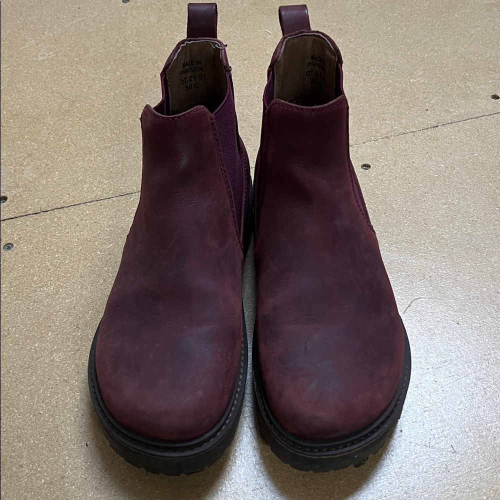 EUC Birkenstock Stalon Chelsea Boots Burgundy Nubuck leather size 38 - Picture 4 of 9